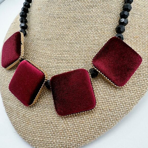 Vintage Japanese Velvet Square Faceted Beaded Necklace Geometric Fuzzy Delicate - Picture 4 of 13